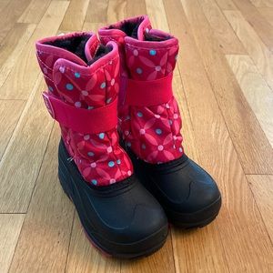 Nwt toddler kamik snowboot